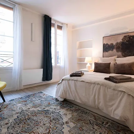 Hidden Gem In The Latin Quarter Apartment *